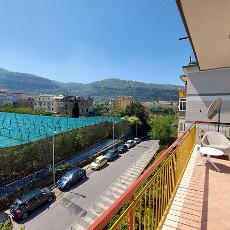 Mistral Luxury Suites Сорренто Экстерьер фото