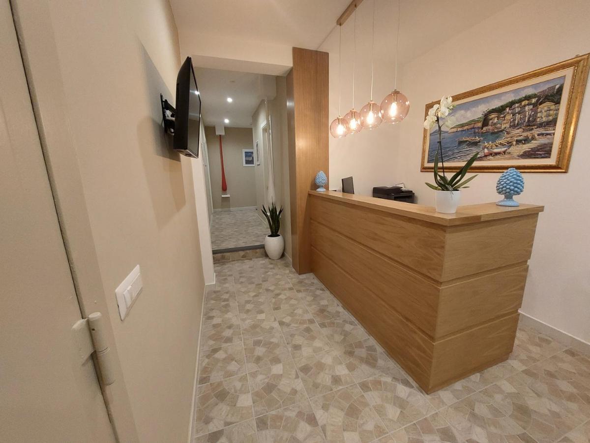 Mistral Luxury Suites Сорренто Экстерьер фото